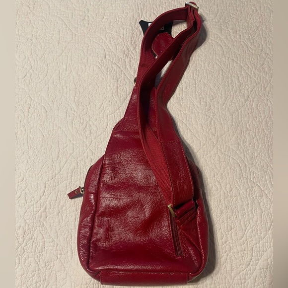 Amerileather Sling Purse - Picture 14 of 16